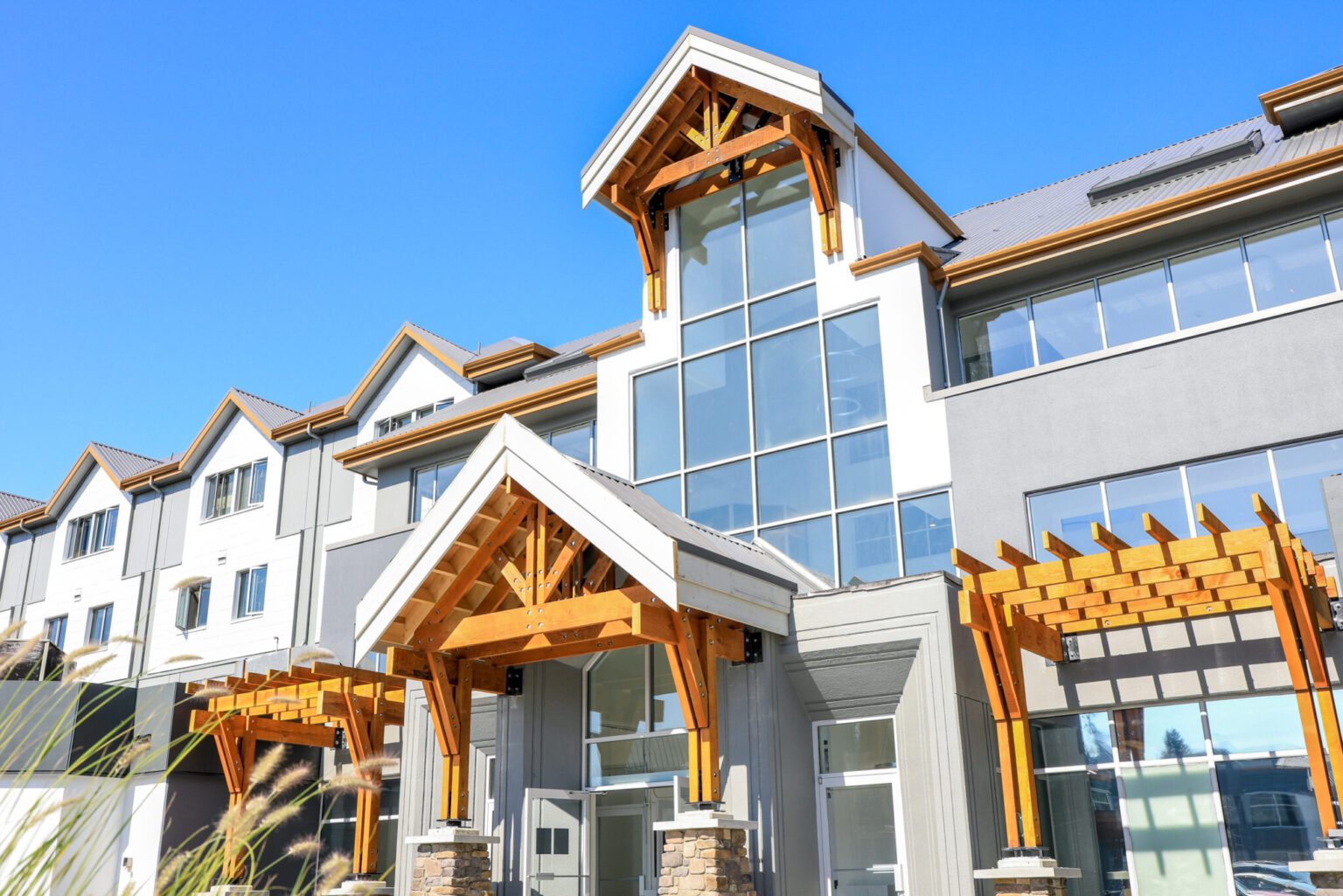 0U4A3889-2-2048x1366